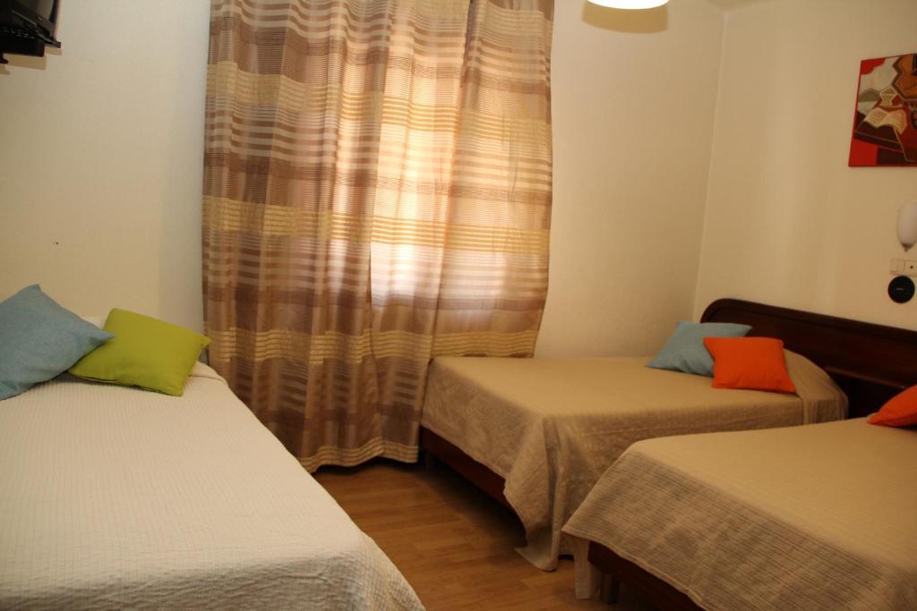 Residencial Montanhes Hotel Vila Real Room photo